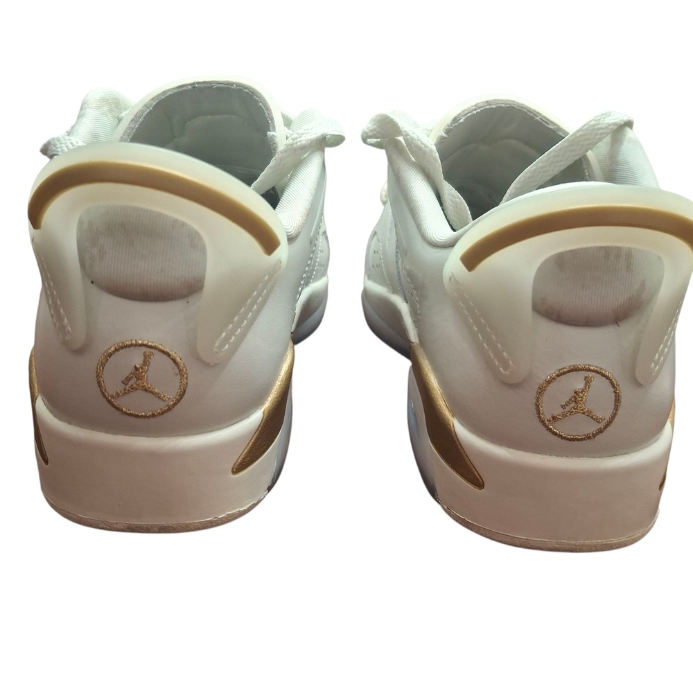Jordan Athletic Shoes in White and Gold - Picture 4 of 9